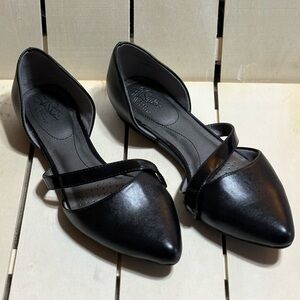 Life Stride Black Pointed D'Orsay Flats with Cross Strap